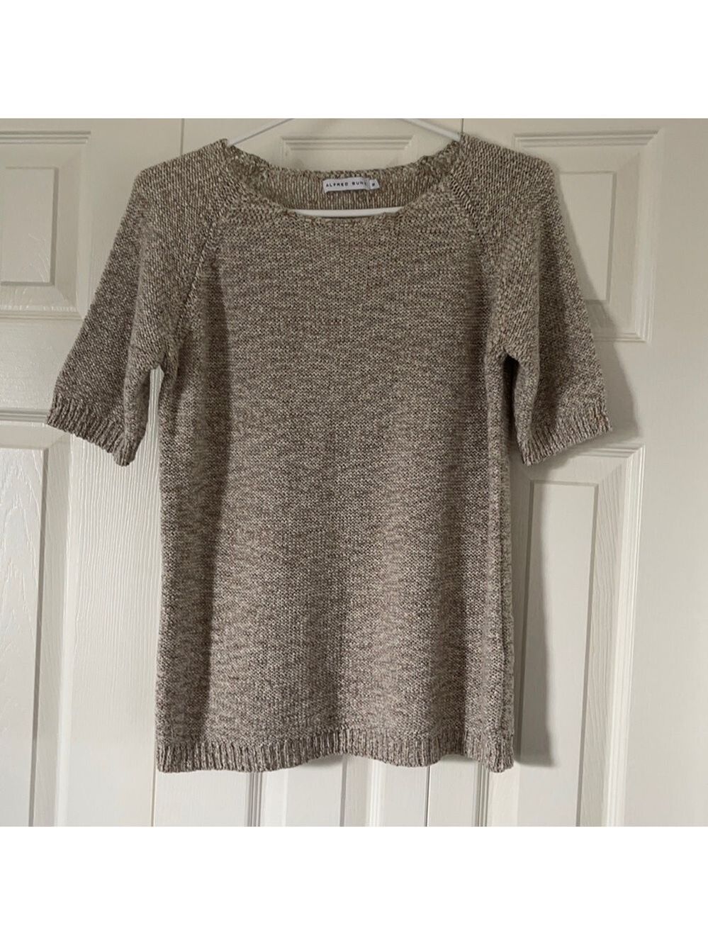 🔥HOST PICK🔥 Alfred Sung Short Sleeve Sweater Size S🥰🥰